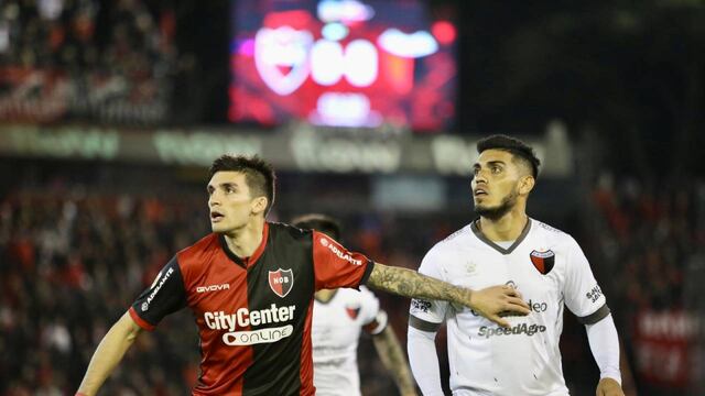 Juan Fernando Garro salió en el primer tiempo del partido en el Coloso.