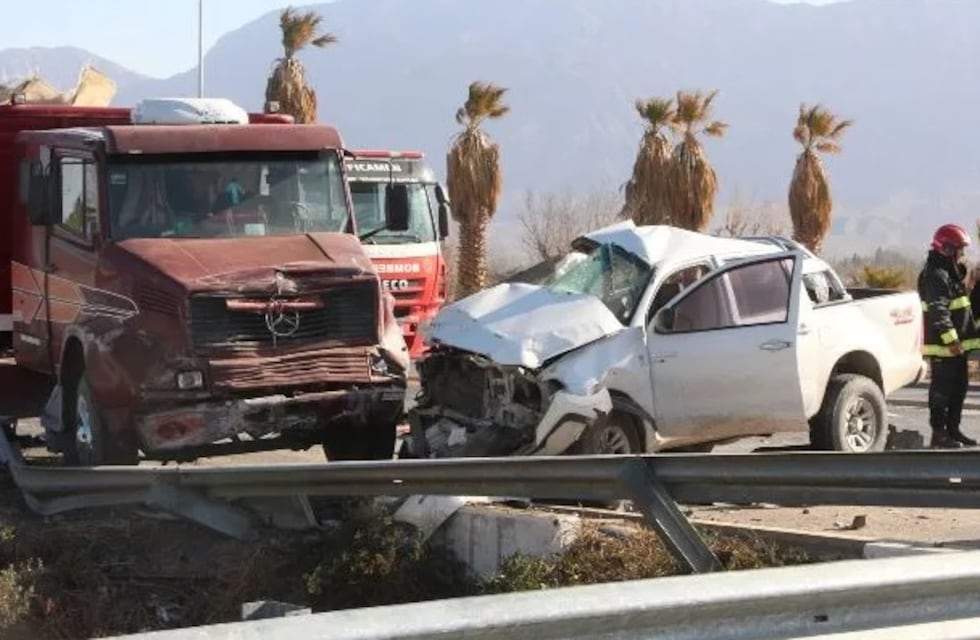 Colocarán semáforos en un tramo peligroso de Ruta 40 para evitar accidentes