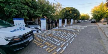 Secuestraron 500 kilos de marihuana en Bahía Blanca.