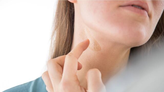 El truco infalible para dar siempre con el color exacto en las bases de maquillaje. (Foto: DPA)