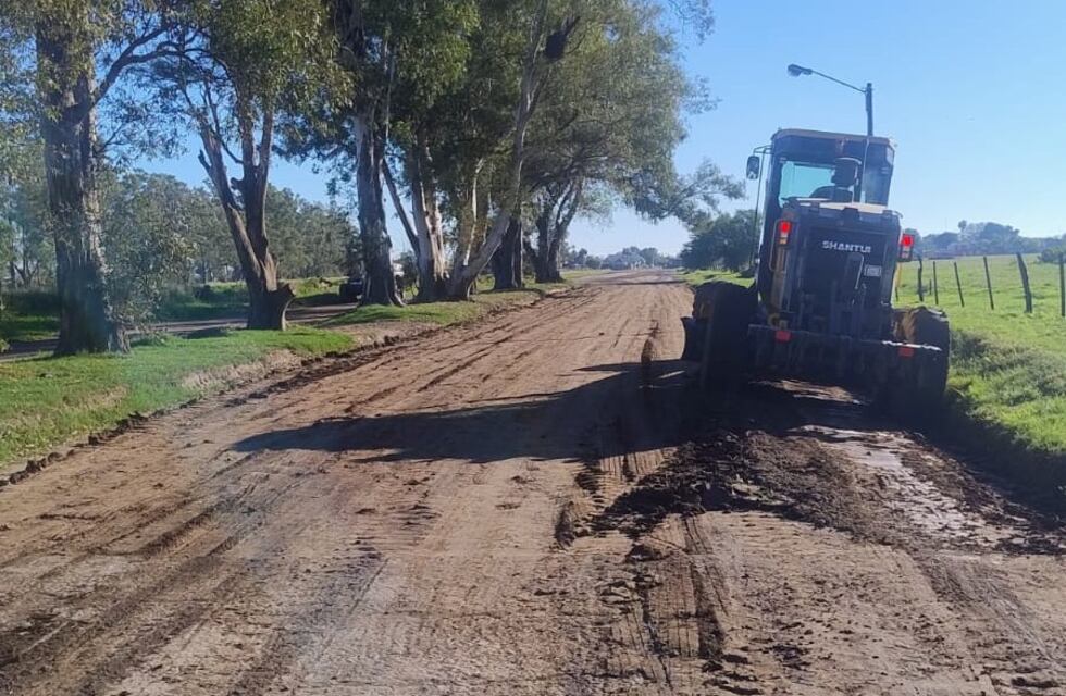Continúan los trabajos en veredas, calles y canales