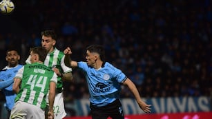 Belgrano se puso arriba ante Banfield con gol de Compagnucci, y asistencia de "Uvita" Fernández (Nicolás Bravo / La Voz).