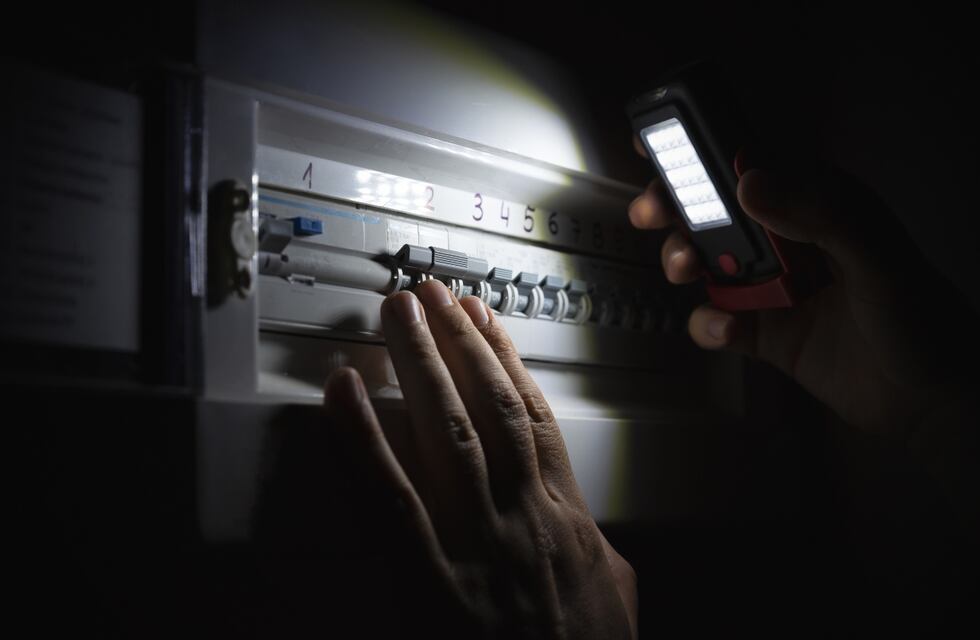 Cortes de luz en Córdoba: Epec enumeró las 11 zonas afectadas este sábado 15 de marzo