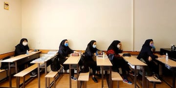 Preocupa la ola de envenenamiento en colegios femeninos de Irán.