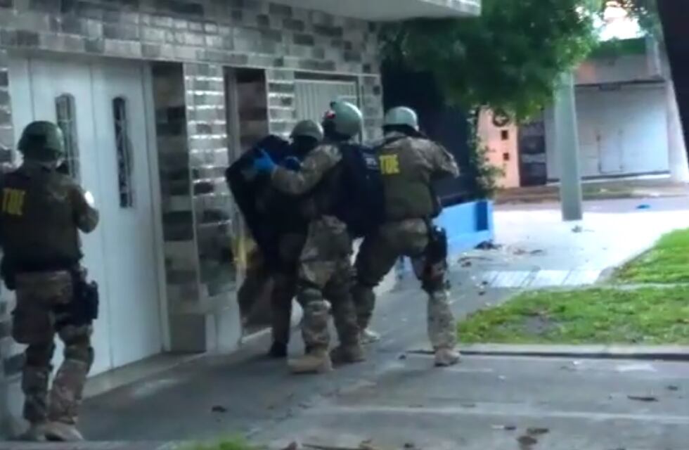 Detienen por narcotráfico y homicidio a un miembro condenado de “Los Monos”