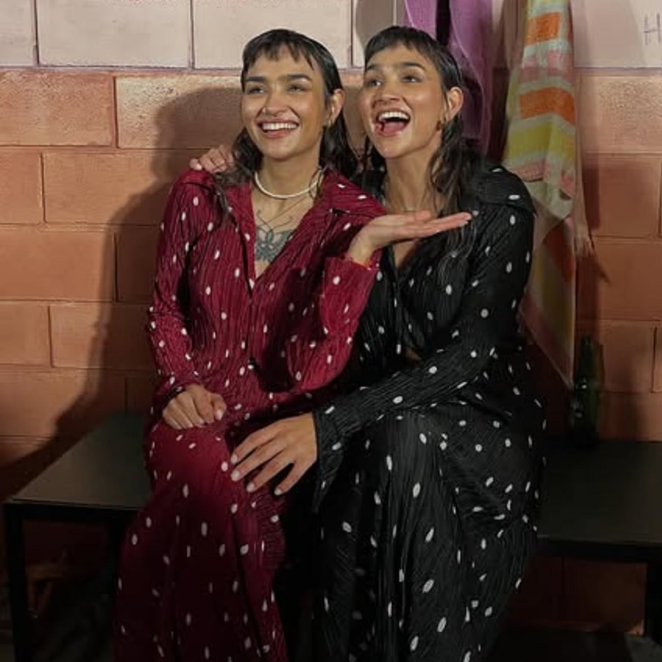 Daiana y Carmina Gonella, las gemelas de En el barro