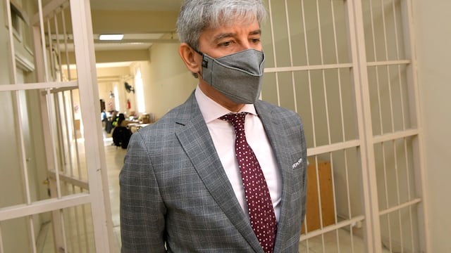 El juez federal mendocino Walter Bento (58) fue procesado como presunto líder de una asociación ilícita dedicada al cobro de coimas a cambio de beneficios judiciales. Buscan que el funcionario deje de ejercer sus funciones para que pueda ser arrestado.