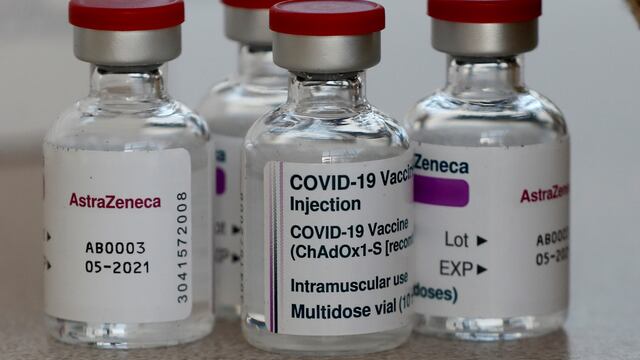 La OMS aprobó el uso de emergencia de la vacuna de AstraZeneca