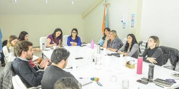 Reuniones con la linea 144 de Nacion