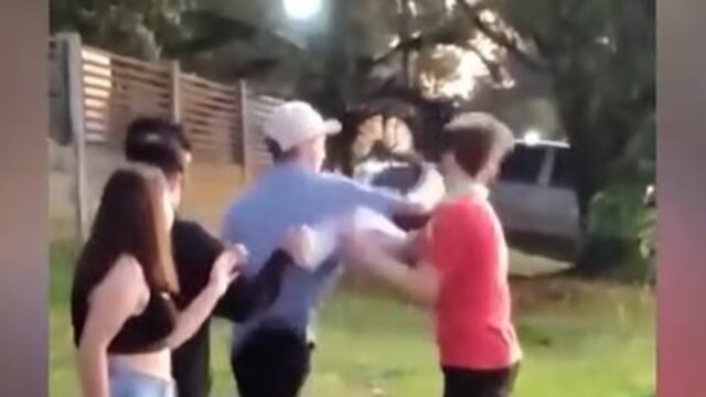 Joven resultó desvanecido tras sufrir un golpe de puño en San Pedro.