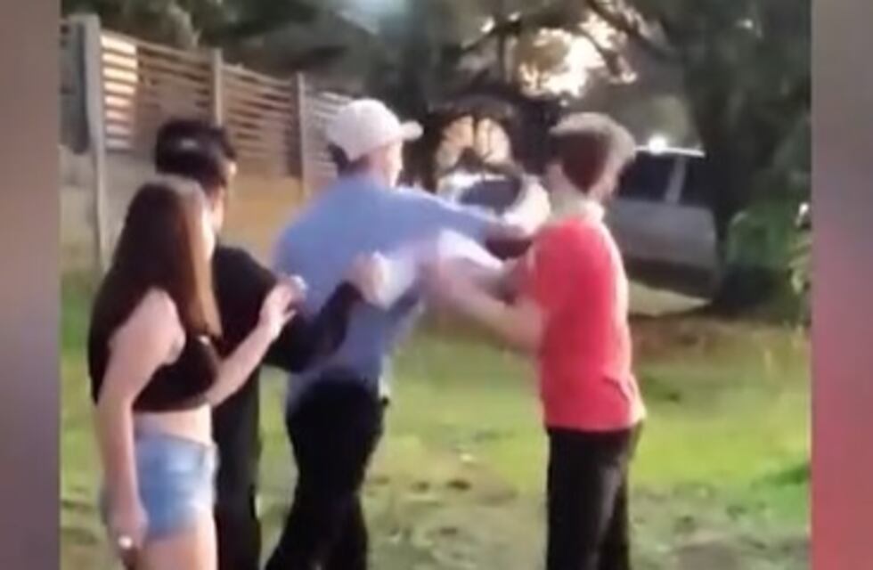 Joven resultó desvanecido tras sufrir un golpe de puño en San Pedro