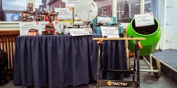 Melella y Zabaleta entregaron herramientas a trabajadores de la economía popular de la provincia