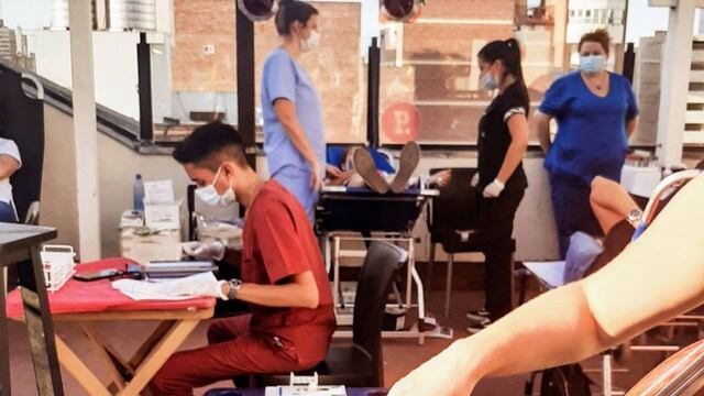 Este miércoles hubo menos de mil casos de coronavirus en Santa Fe