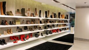 Una joven de Córdoba denunció a una reconocida zapatería.