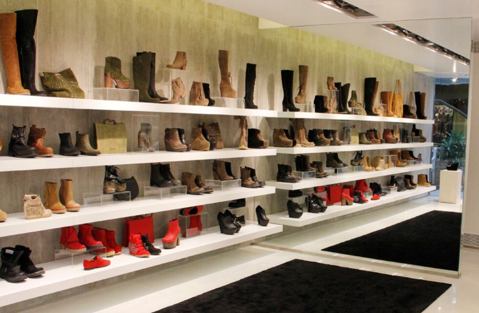 Una reconocida zapatería en Córdoba fue acusada de “maltrato laboral y abuso de autoridad”