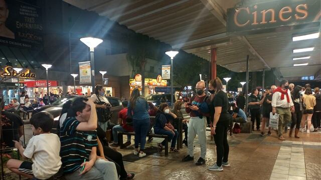 Extensión del horario de apertura de locales comerciales y gastronómicos. También habilitaron los boliches y las fiestas,