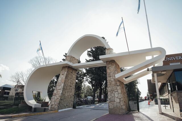 La UAP niega que su campus cierre hasta diciembre y alerta sobre la circulación de noticias falsas.