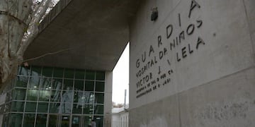 El menor está en terapia intensiva del Hospital Victor J. Vilela.