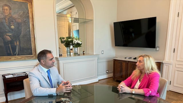 El intendente de Gualeguaychú Mauricio Davico se reunió con Karina Milei