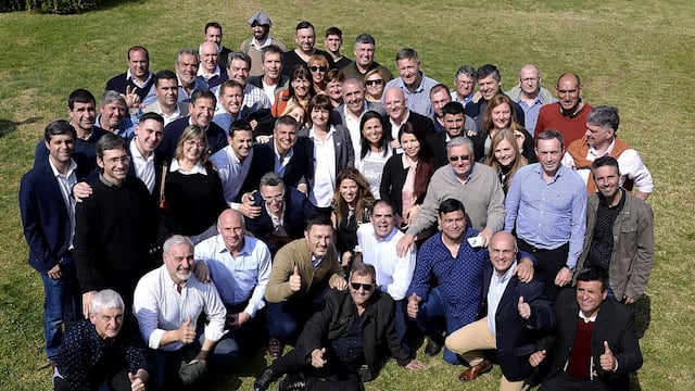 Patricia Bullrich reunida con intendentes y candidatos a intendentes.