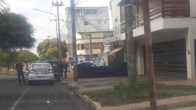 Hallan un cadáver en pleno centro de Posadas.