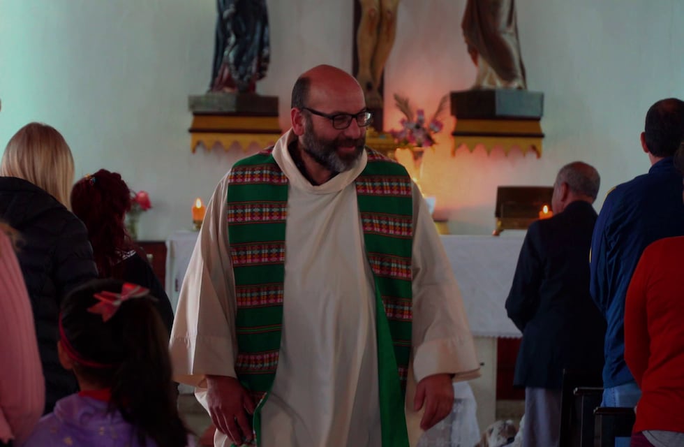 Córdoba: los hijos piden rescatar a sus padres de la droga, según Padre Oberlín