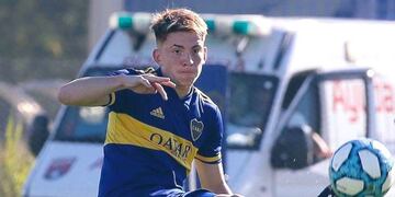 Valentín Barco debutará como titular en Boca ante Unión.