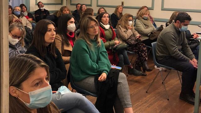 Exitosa charla sobre decoración sustentable en la Sociedad Francesa.