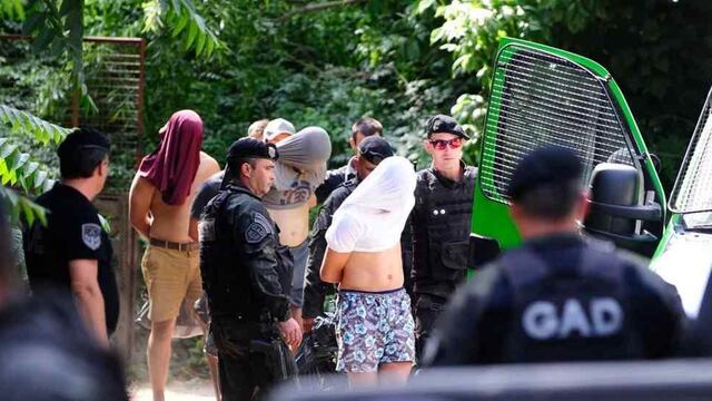 El momento de la detención de los rugbiers acusados de matar a Fernando Báez Sosa. Foto: Clarín/Archivo.
