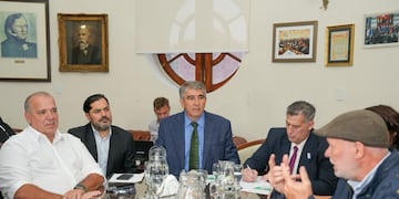Reunión paritaria con ATE y UPCN