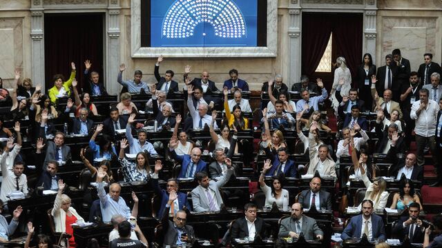 El paquete de alivio fiscal fue enviado al Congreso. Foto Federico Lopez Claro