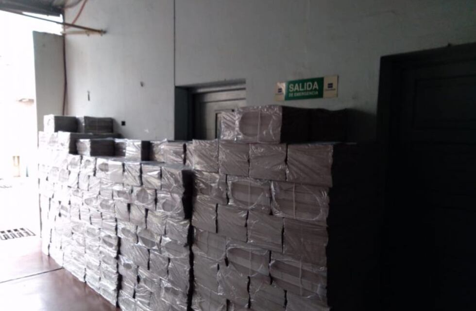 Encontraron cartillas educativas del período 2020 sin entregar y guardadas dentro de un depósito