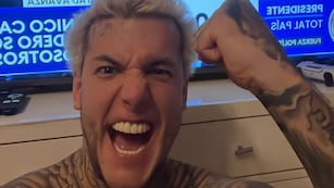 La alegría de Alex Caniggia tras el triunfo de Javier Milei.