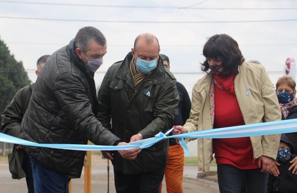 Quedó inaugurada la nueva plazoleta en el Barrio “Los Aromos”
