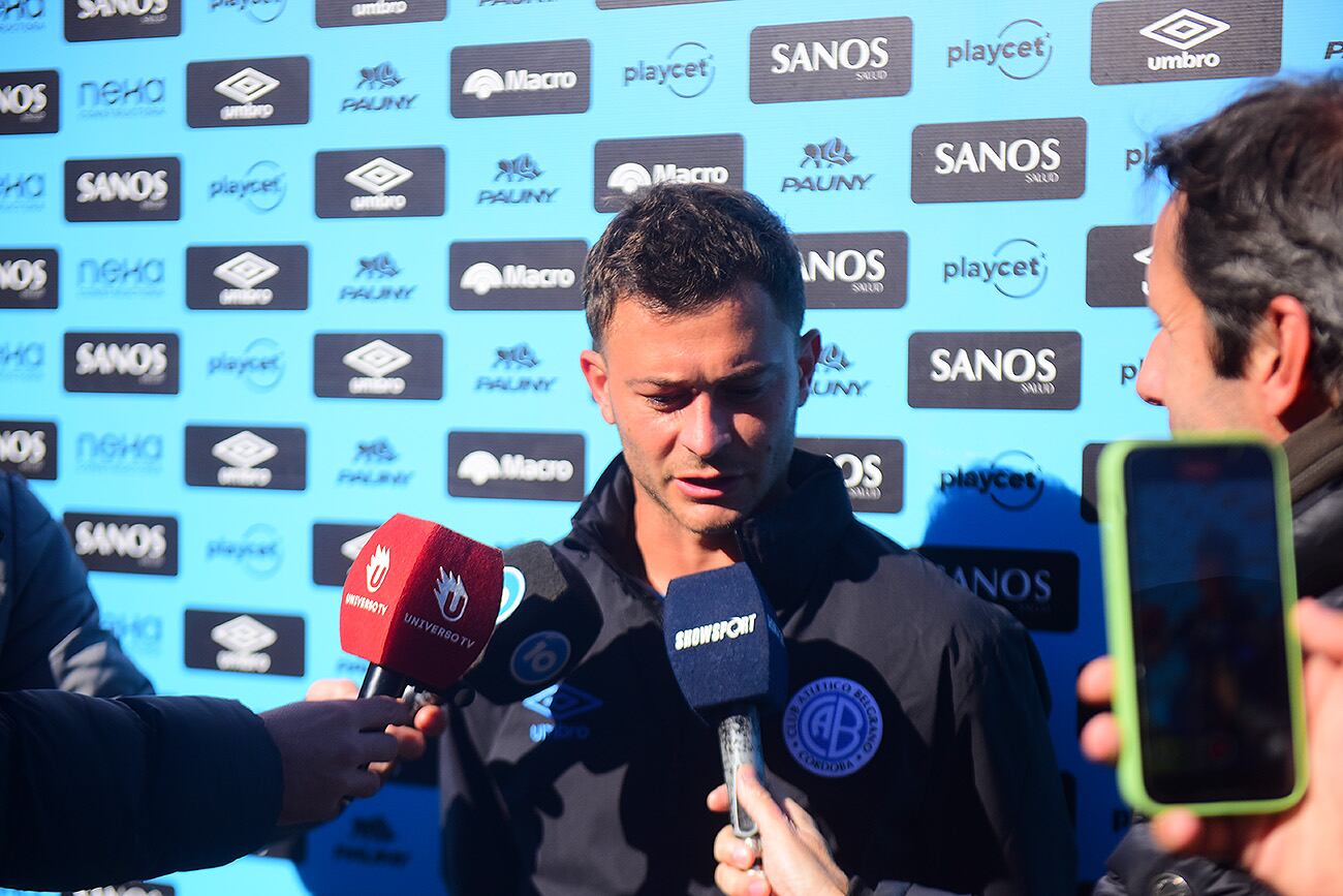 Santiago Longo jugador de Belgrano en el predio de VIlla Esquiú . (José Gabriel Hernández / La Voz)