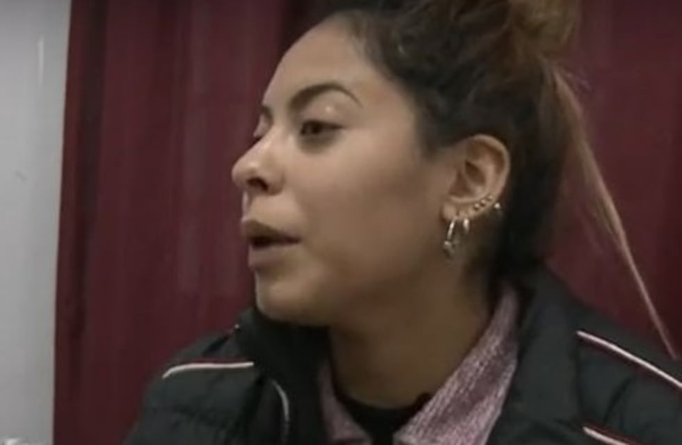 Perdió a sus padres por coronavirus y quedó a cargo de una beba: “Tengo que salir adelante por mis hermanas”