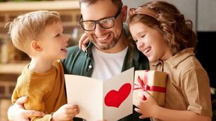 Ni camisa ni billetera: siete regalos diferentes que son ideales para el Día del Padre