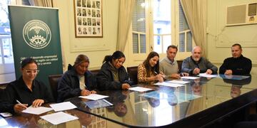 "Instituciones sustentables": firmaron convenios con las empresas Marengo S.A, Basso S.A. y Motor Parts S.A.