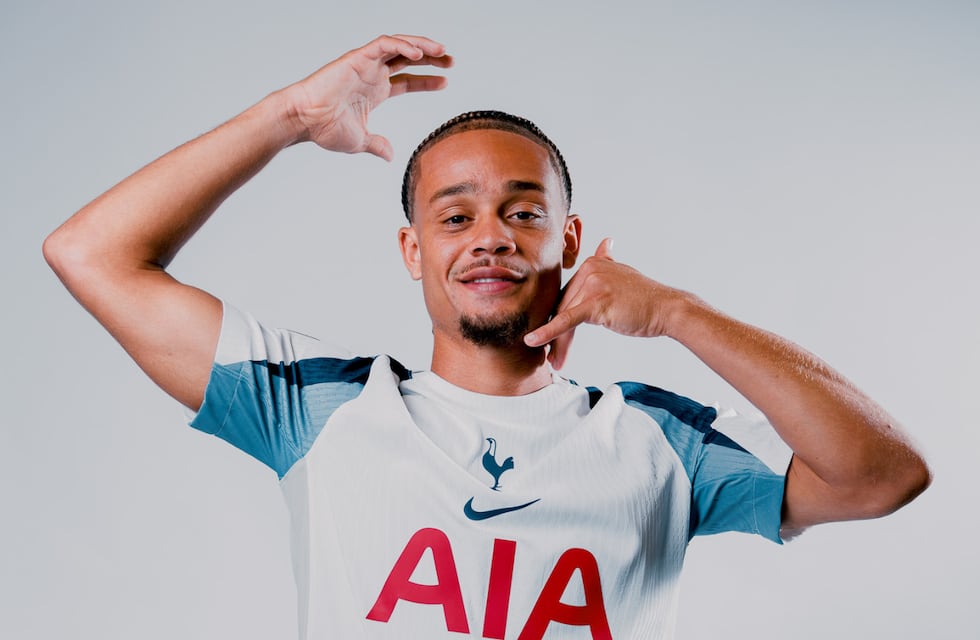 Jugó con Messi, Neymar y Mbappé: quién es el nuevo compañero del Cuti Romero en Tottenham