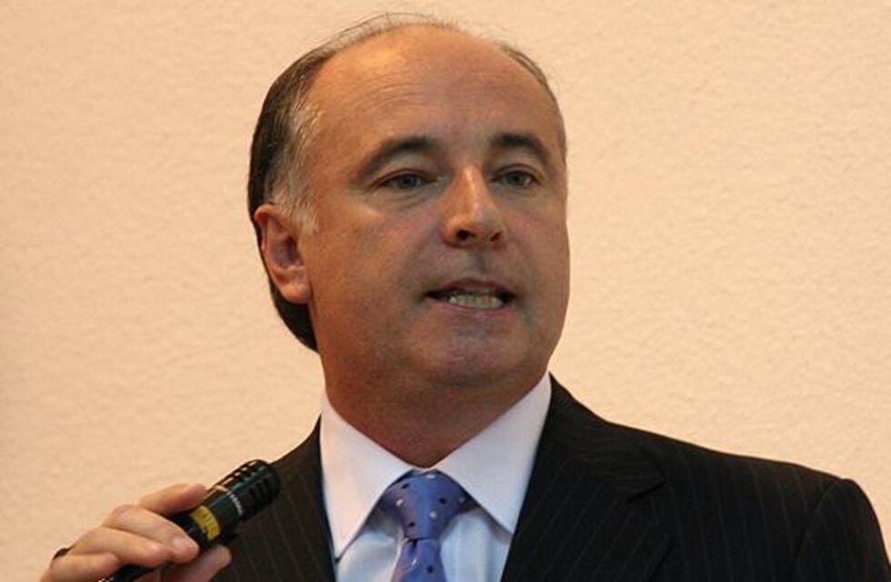 El ministro Eduardo Acastello, con coronavirus