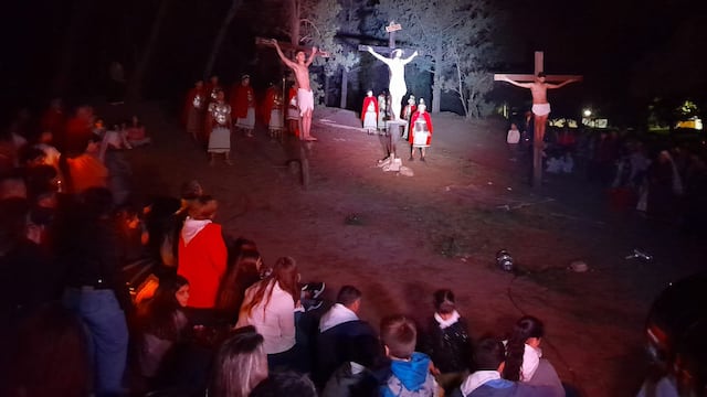 Gran demostración de fe: miles de personas participaron del Vía Crucis de Punta Alta