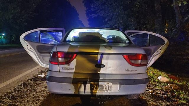 La policía capturó a los sospechosos frente al barrio privado El Cielo.