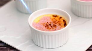 Cómo hacer Creme Brulee, el postre favorito de Claudia Fontán con solo 4 ingredientes