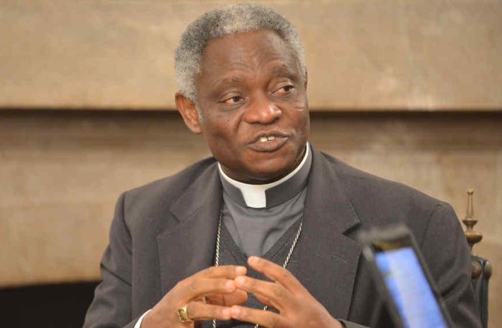 Quién es Peter Turkson, el cardenal favorito a suceder al Papa Francisco: podría ser el primer Papa africano