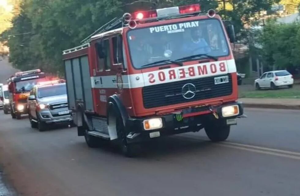 Puerto Piray: Bomberos Voluntarios adquirieron una nueva autobomba