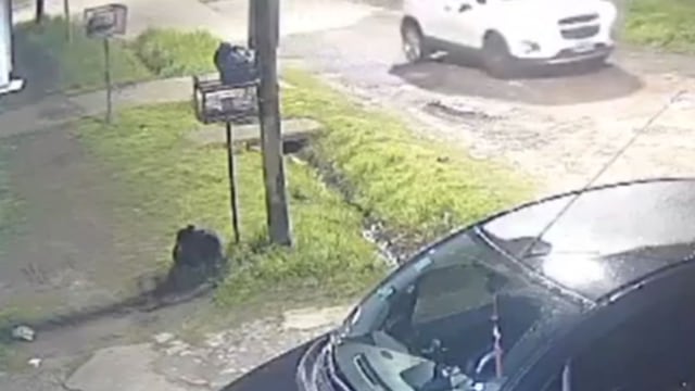 El último registro del vehículo antes de ser incendiado