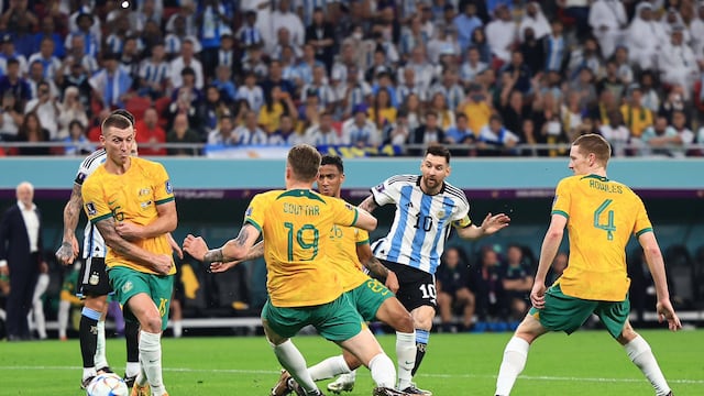 Lionel Messi abrió el marcador para la Selección Argentina ante Australia.