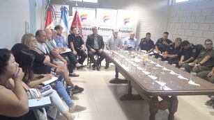 Reunión por seguridad en Frontera