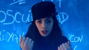 La adolescente rosarina estrenó "Fantasmas de la oscuridad" hace menos de un mes.