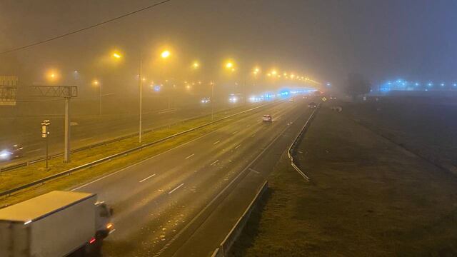La región amaneció con baja visibilidad en los principales corredores viales.